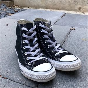 Converse All Star Chuck Taylor Hi Top Shoes Black